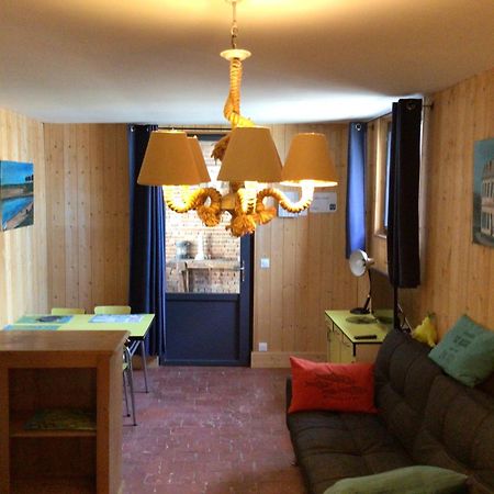 La cabine le Courlis Le Tréport Extérieur photo